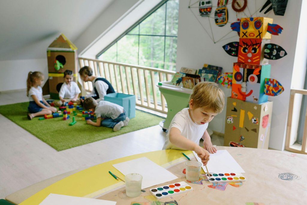 zomerbaan in de kinderopvang. Bron: pexels 8535186